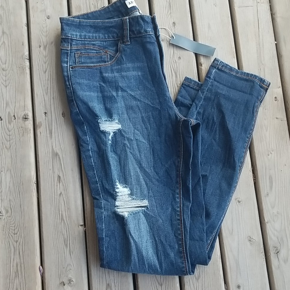 Artisan NY skinny high waisted jeans